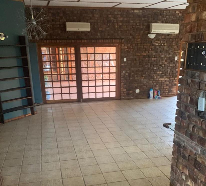 4 Bedroom Property for Sale in Royldene Northern Cape